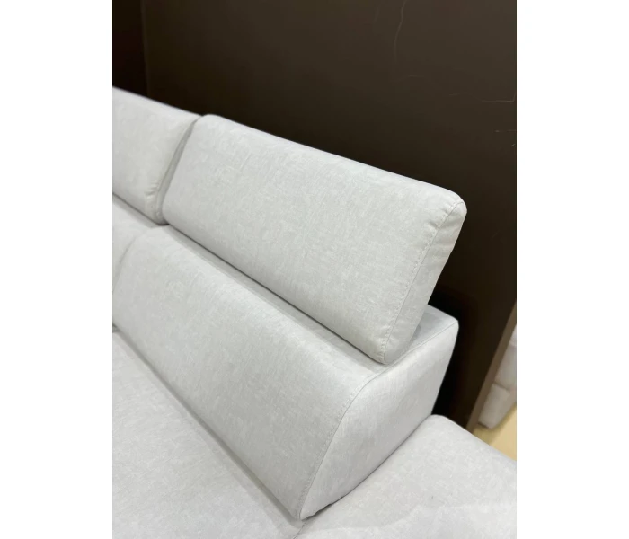 Велюровий диван-трансформер з активними підголівниками та ергономічною кутовою зоною