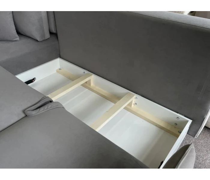 Модульный диван с возможностью изменения конфигурации