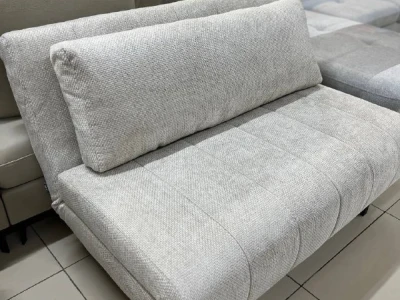 Компактний диван-трансформер без підлокітників