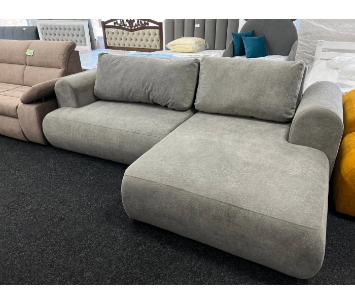 Секционный диван с выдвижным сиденьем