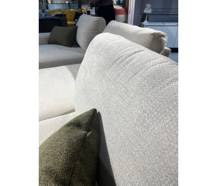 Секційний диван з відкритою спиною