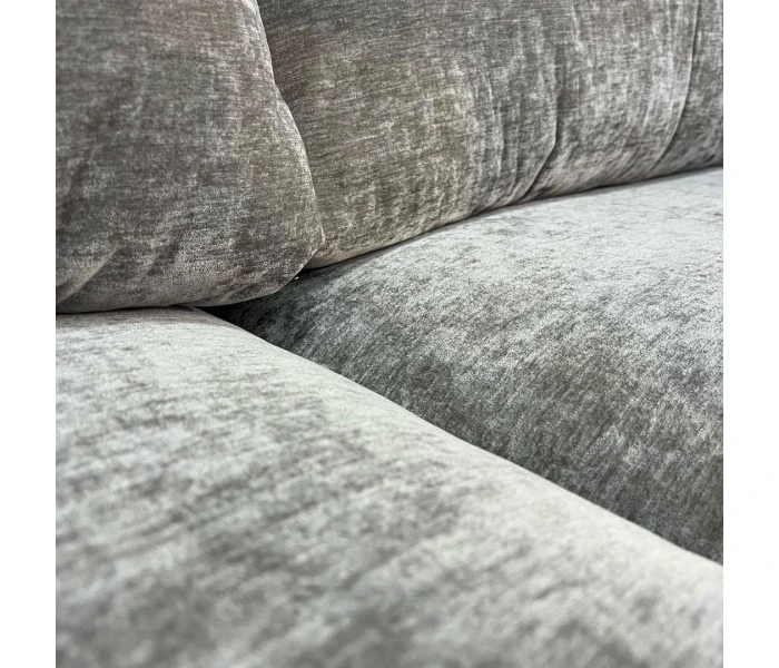 Комфортний кутовий диван із шеніловою текстурою