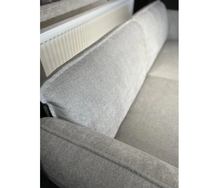 Сучасний диван-софа з роздільною спинкою