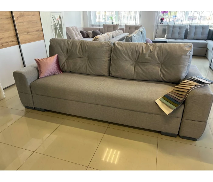 Лаконічний диван у стилі софт-мінімалізм, світло-сірий текстиль