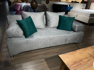 Лаунж-диван з м'якими підлокітниками-валиками