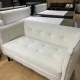 Двухместный белоснежный диван-кушетка с фактурной поверхностью