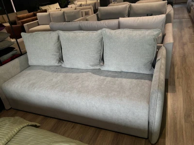 Розкладний диван з тонким каркасом