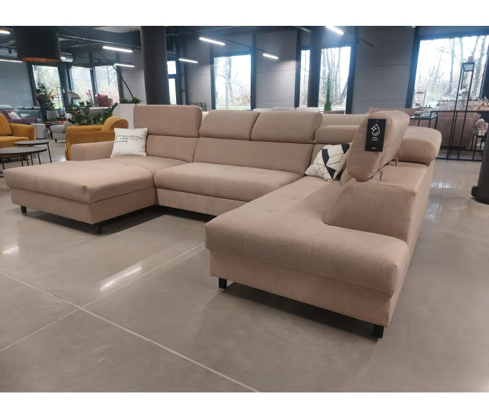 Большой П-образный диван цвета капучино с регулируемыми подголовниками