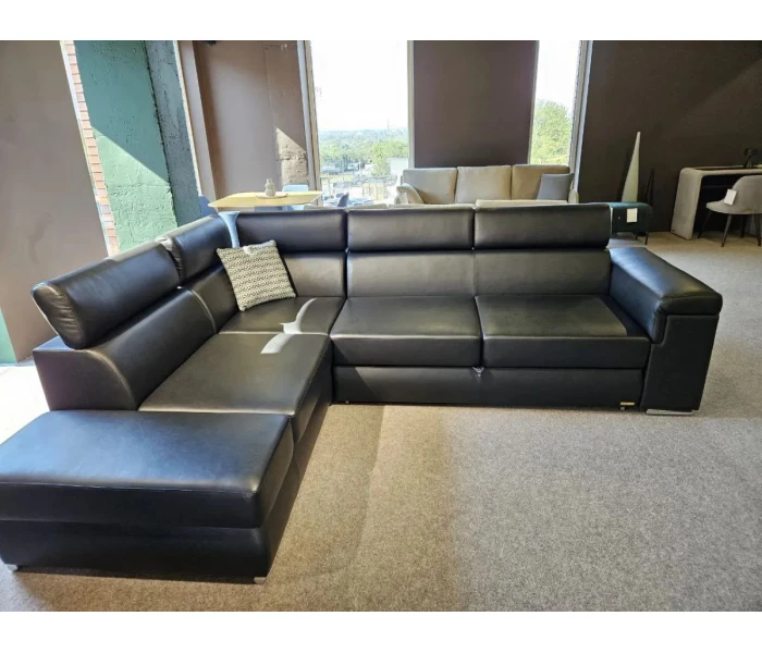 Угловой диван с регулируемыми подголовниками