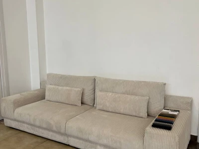 Диван прямий низький з екстраглибоким сидінням