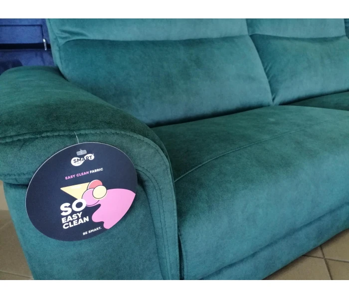 Велюровый изумрудный диван на металлических ножках