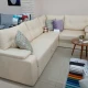 Трансформований кутовий диван у світлому кольорі