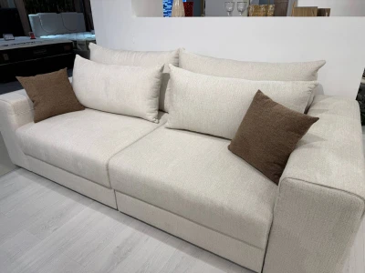 Прямий диван бежевий текстурний, м'яка посадка