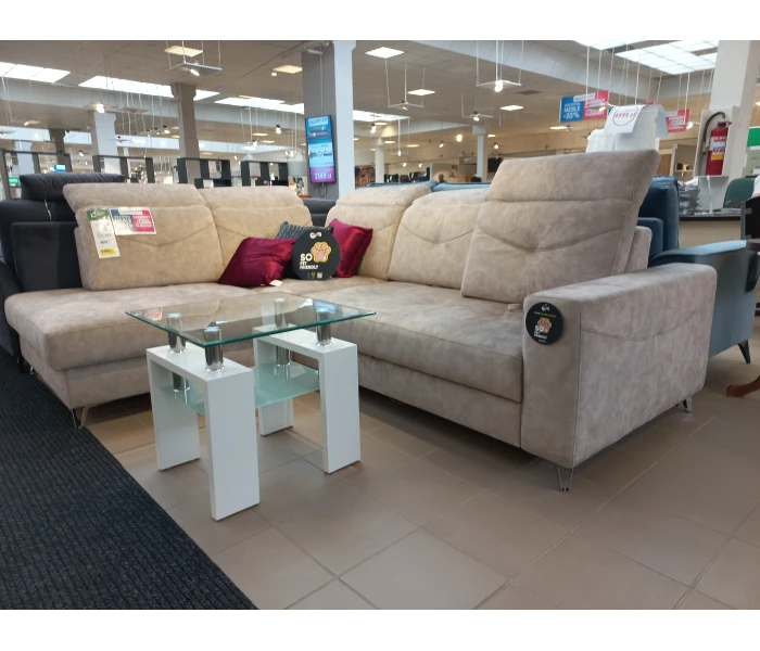 Бежевый диван с регулируемым изголовьем