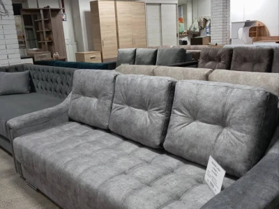 Серый прямой диван с двумя видами стяжки