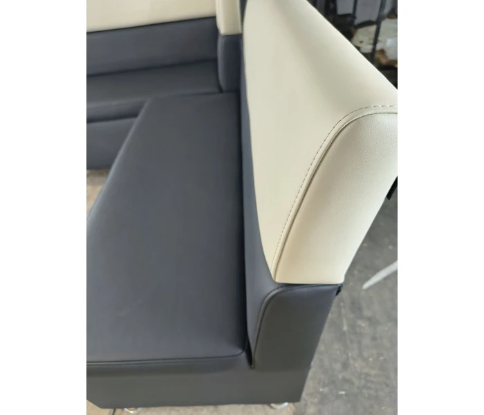 Перетяжка модульного кутового дивана для HoReCa з комбінованою оббивкою