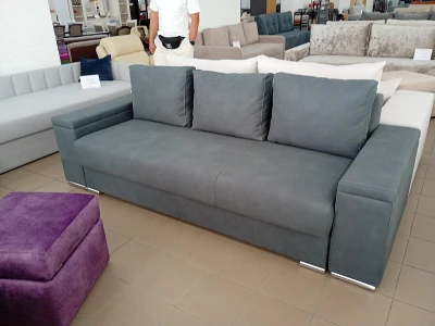 Современный раскладной диван серого цвета