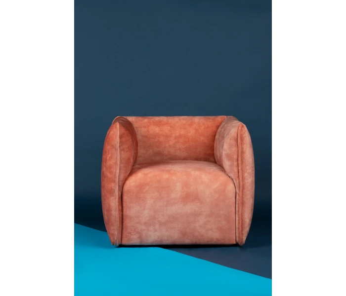 Кресло-куб с монолитной спинкой и подлокотниками