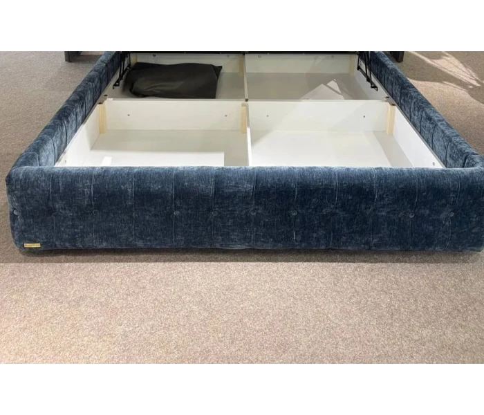 Ліжко з каретною стяжкою по периметру