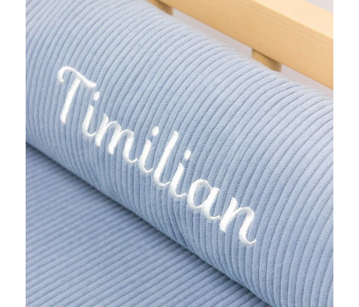 Дерев'яне ліжко-софа для тварин