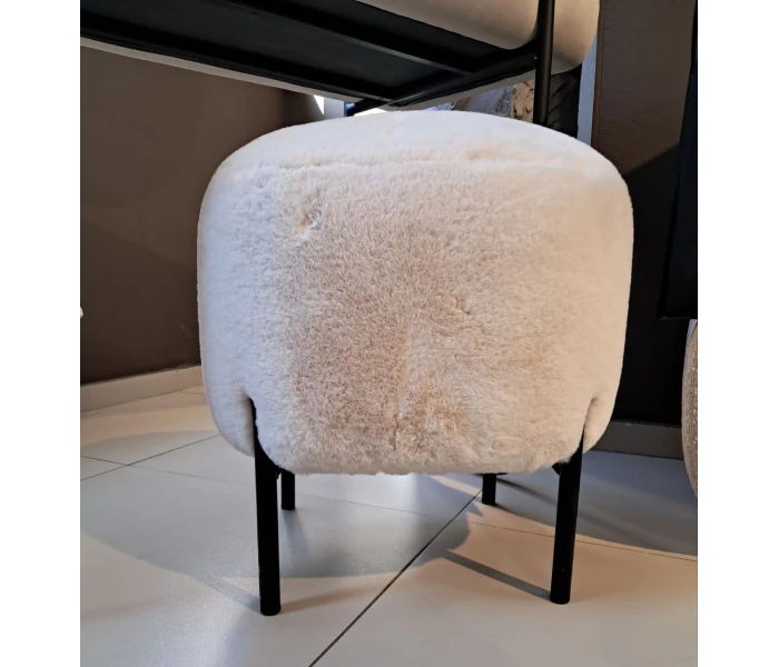 Элегантный пуф-табурет с мягкой фактурой