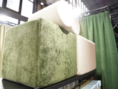 М'який пуф-куб у відтінку хакі