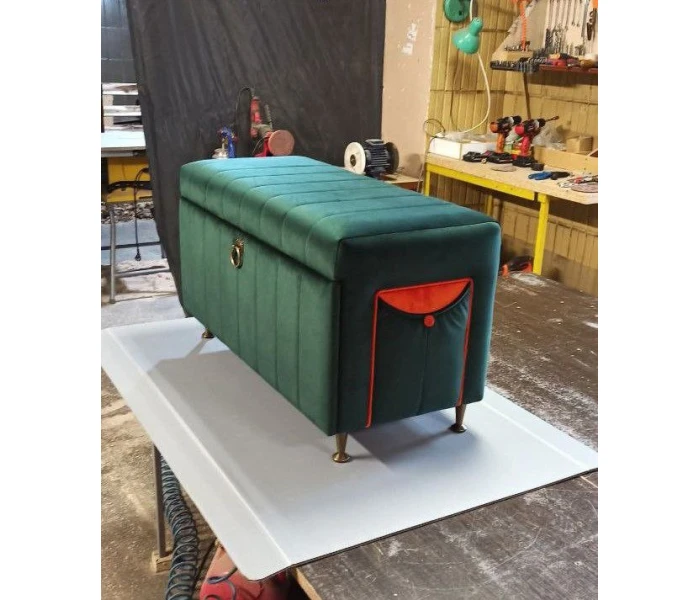 Виготовлення пуфа-банкети з нішею для зберігання та декоративною кишенею