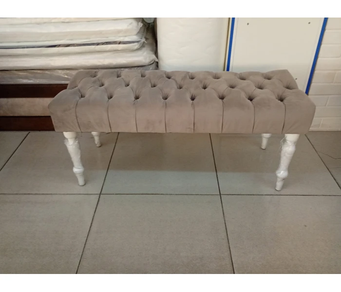 Банкетка для передпокою