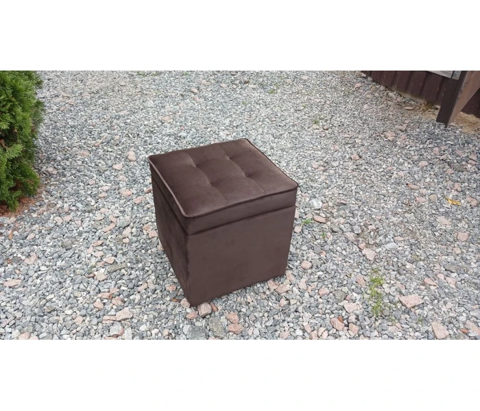 М'який пуф кубічної форми з нішею для зберігання